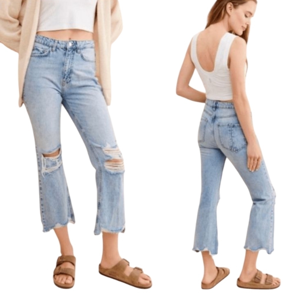 Urban Outfitters BDG Wilco High Rise Cropped Flare Jeans Light Wash Size 28